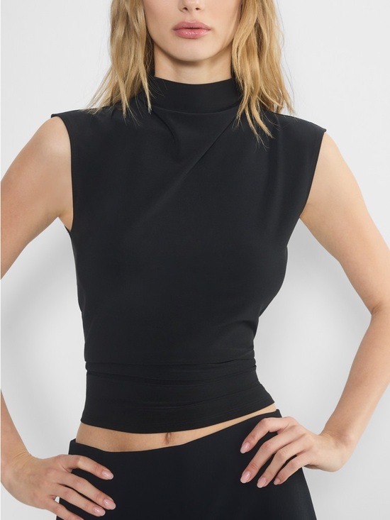 Aritzia Tops - Aritzia botanist top size small